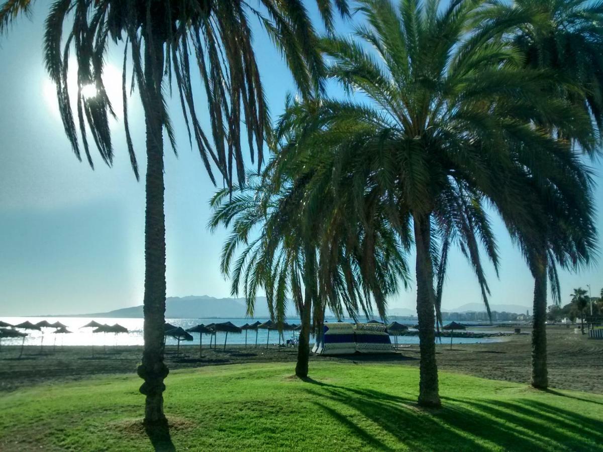 Apartamento Pedregalejo Playa Málaga Exteriör bild